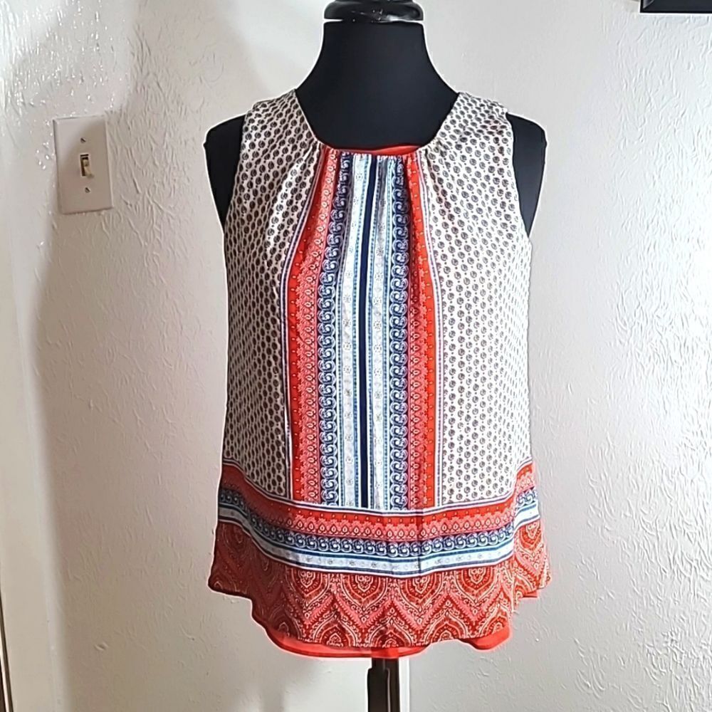 Rose & Olive Sleeveless Top,  Size Small, Blue & White Print w/Red Split in back